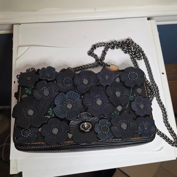 Coach Handbags - Coach Dinky With Tea Rose Crossbody Leather DK 20215